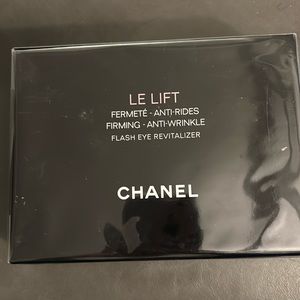 Le Lift Flash Eye Revitalizer